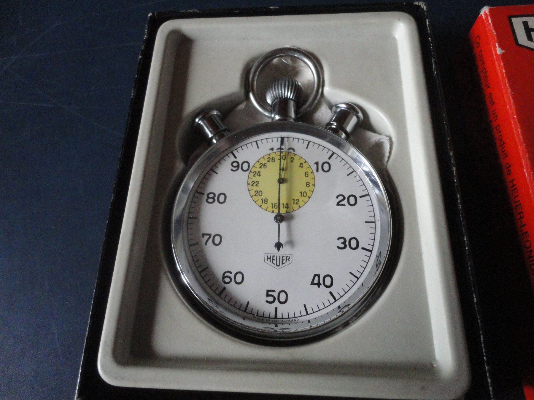 Tag Heuer Orologi: Heuer Stoppuhr Originalverpackung, Top – Usato da Gelterkinden venduto da Gimbo2 1