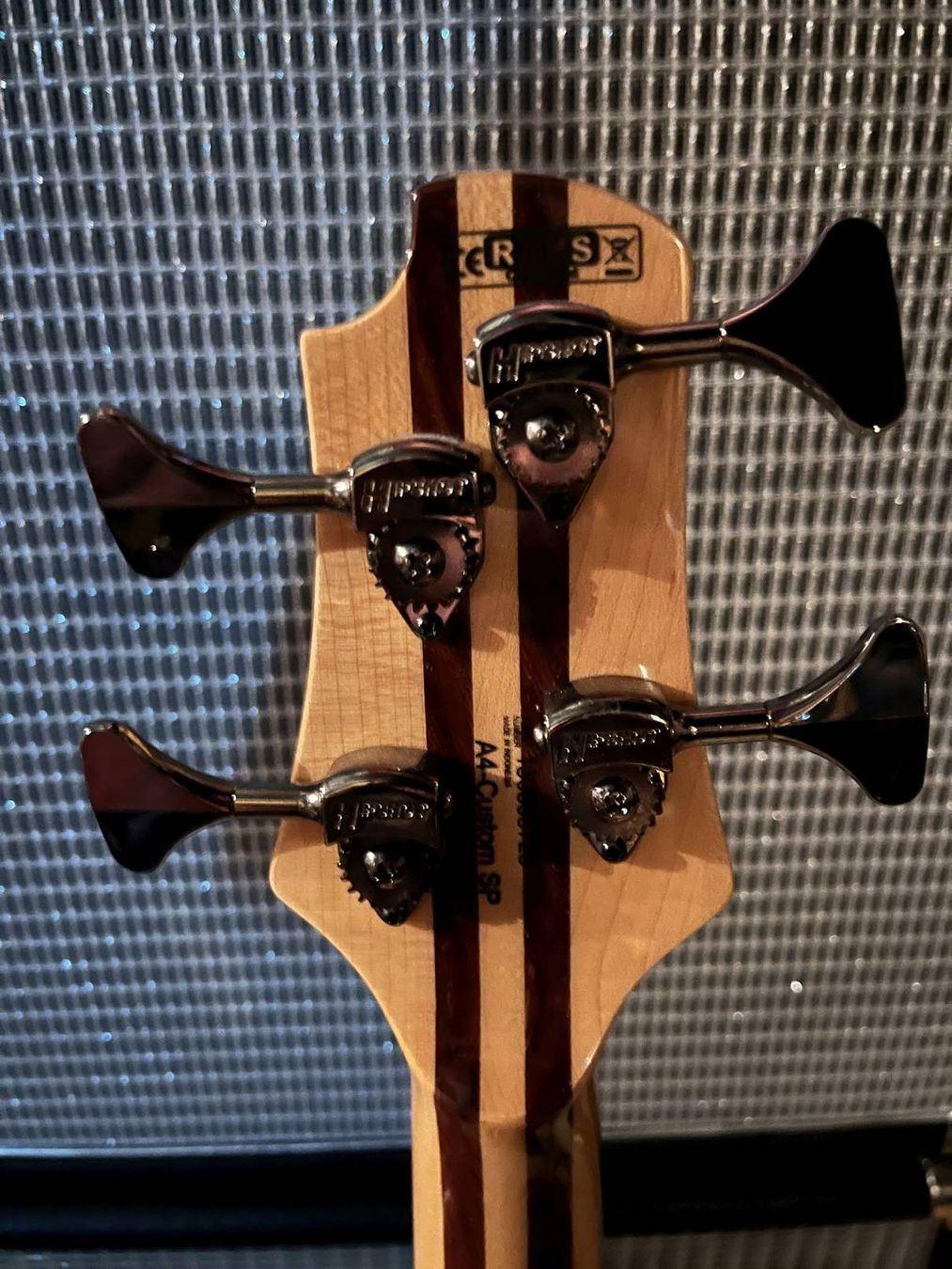 Cort Strumenti musicali: Cort A4 Custom SP E-Bass – Usato da Einsiedeln venduto da manuelkaelin 4