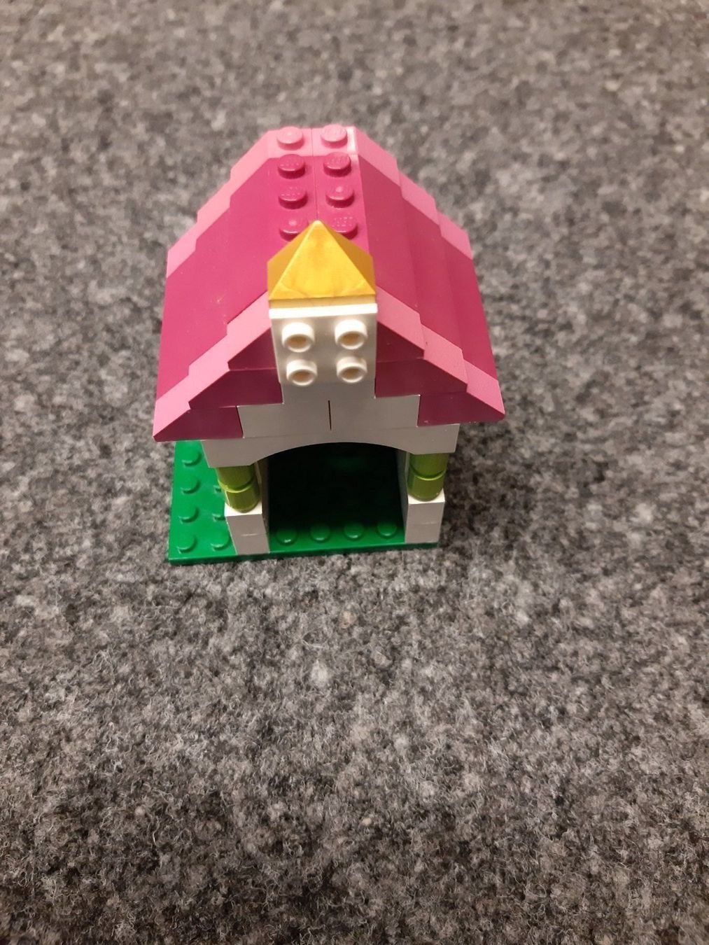 Lego Jouets: Lego Haus – D'occasion à Schmitten FR par ReniStern
