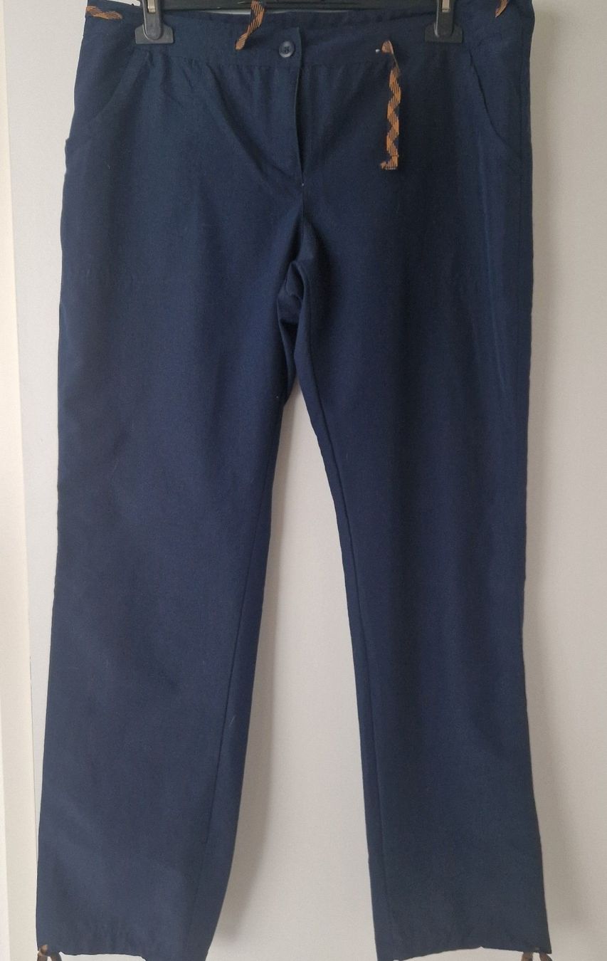 Decathlon Pantalons: PANTALON DECATHLON – D'occasion à Camorino par JPHANDMADE1