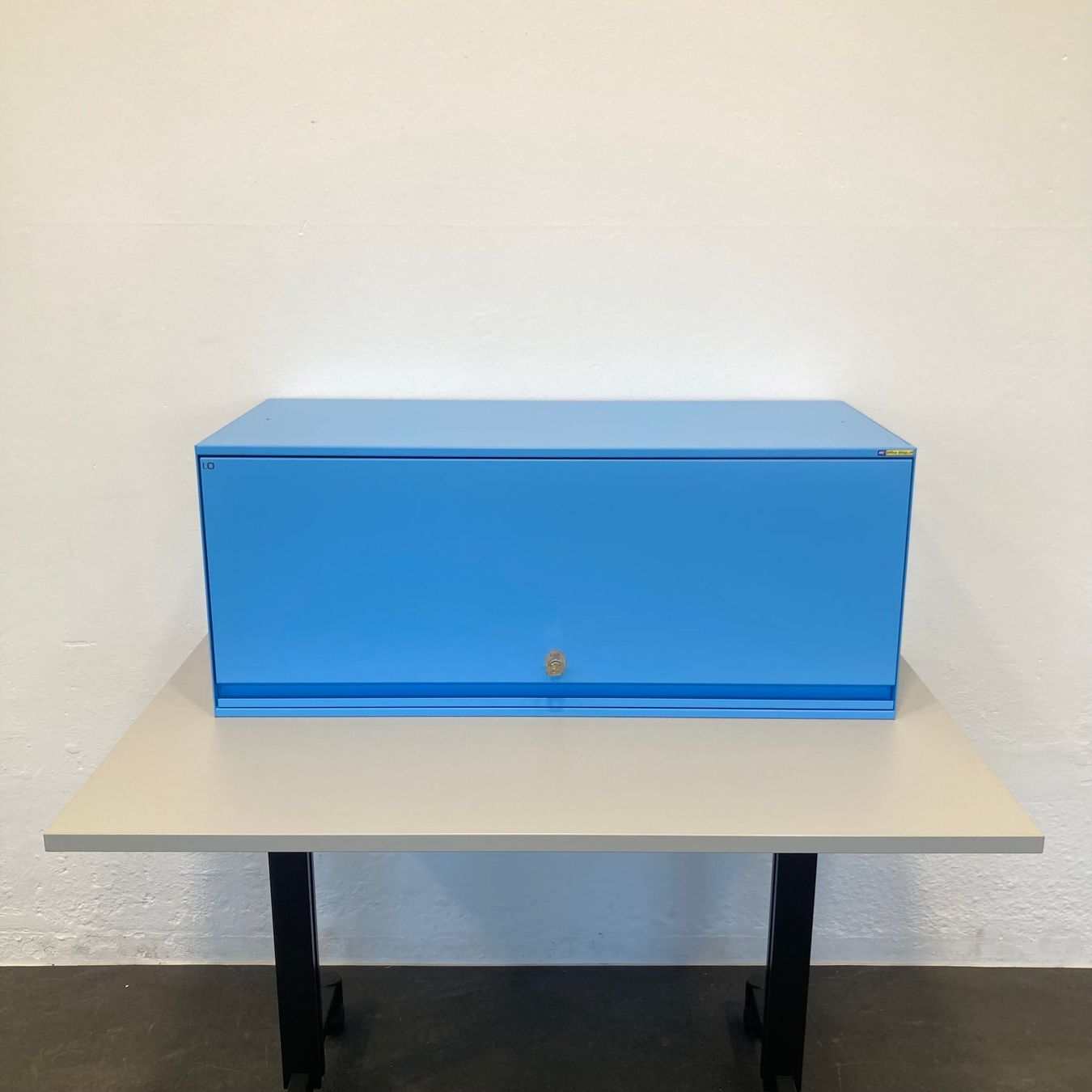 Lista Armadi: Lista Office LO Locker Modul Blassblau mit Schlüssel – Usato da Schönenwerd venduto da mcofficeshop