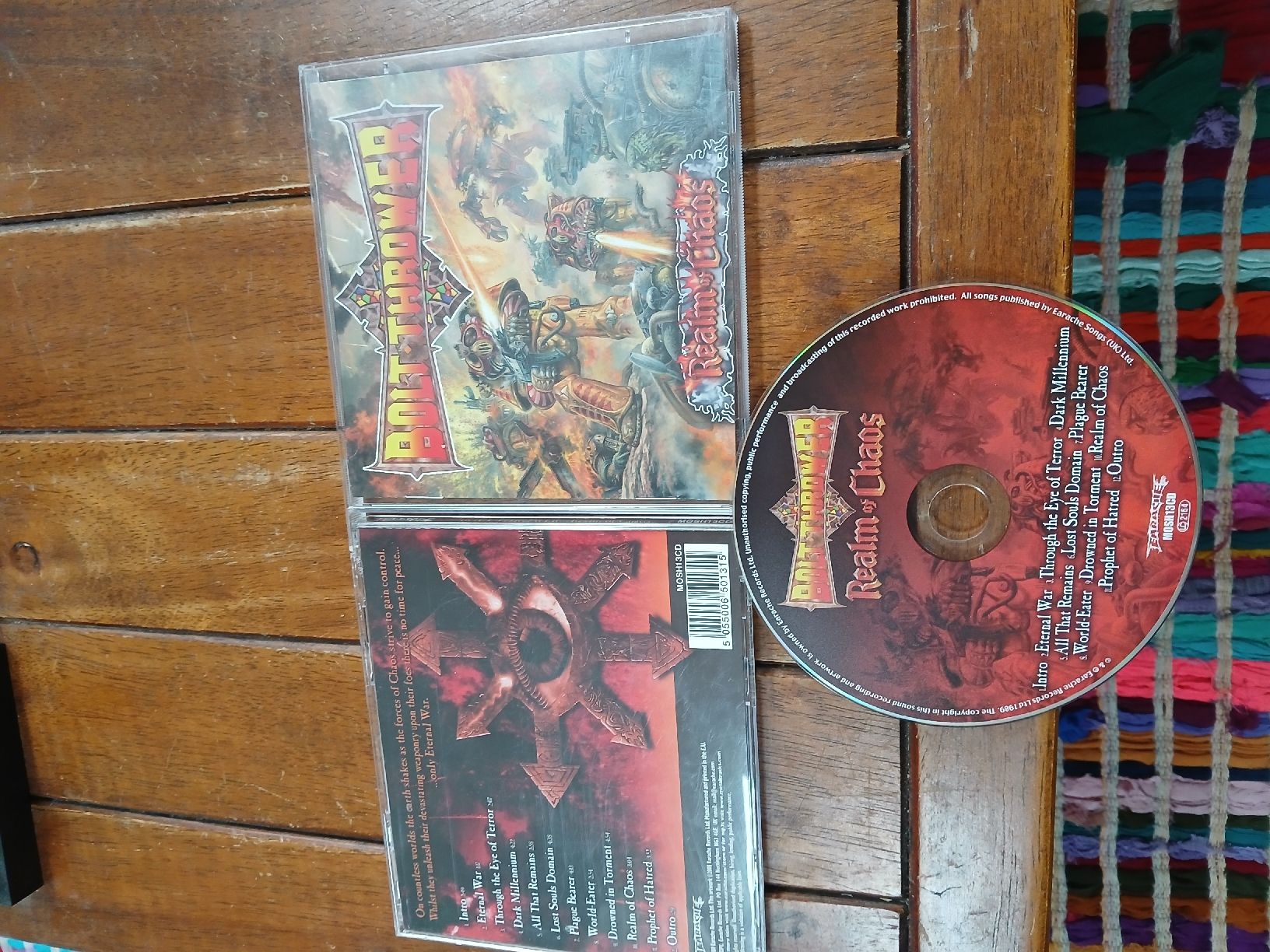 CD: Bolt thrower- realm... – Usato da St-Cergue venduto da VeganWarrior