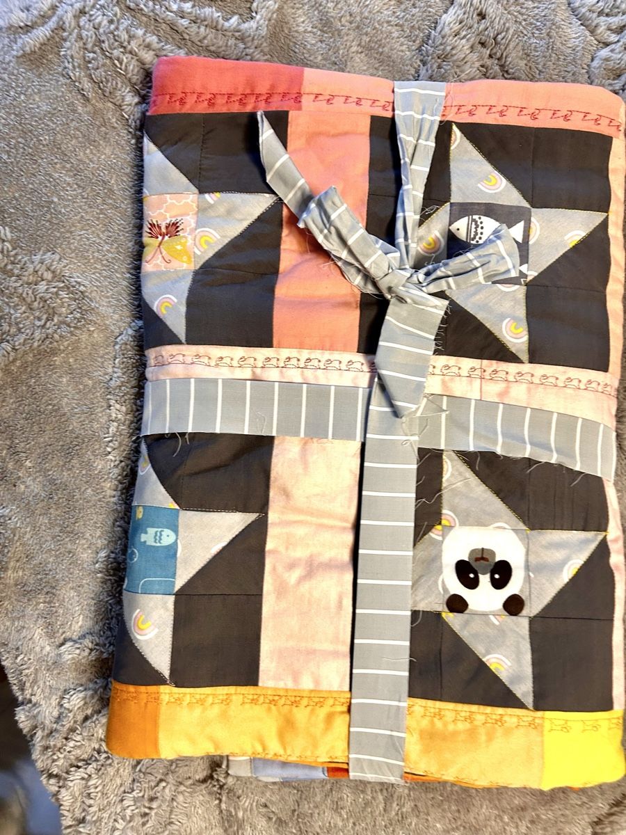 Decken: Handgefertigte Patchwork-Decke bunt mit Tiermotiven – Neu (gemäss Beschreibung) aus Rheineck von snc_g95p 7