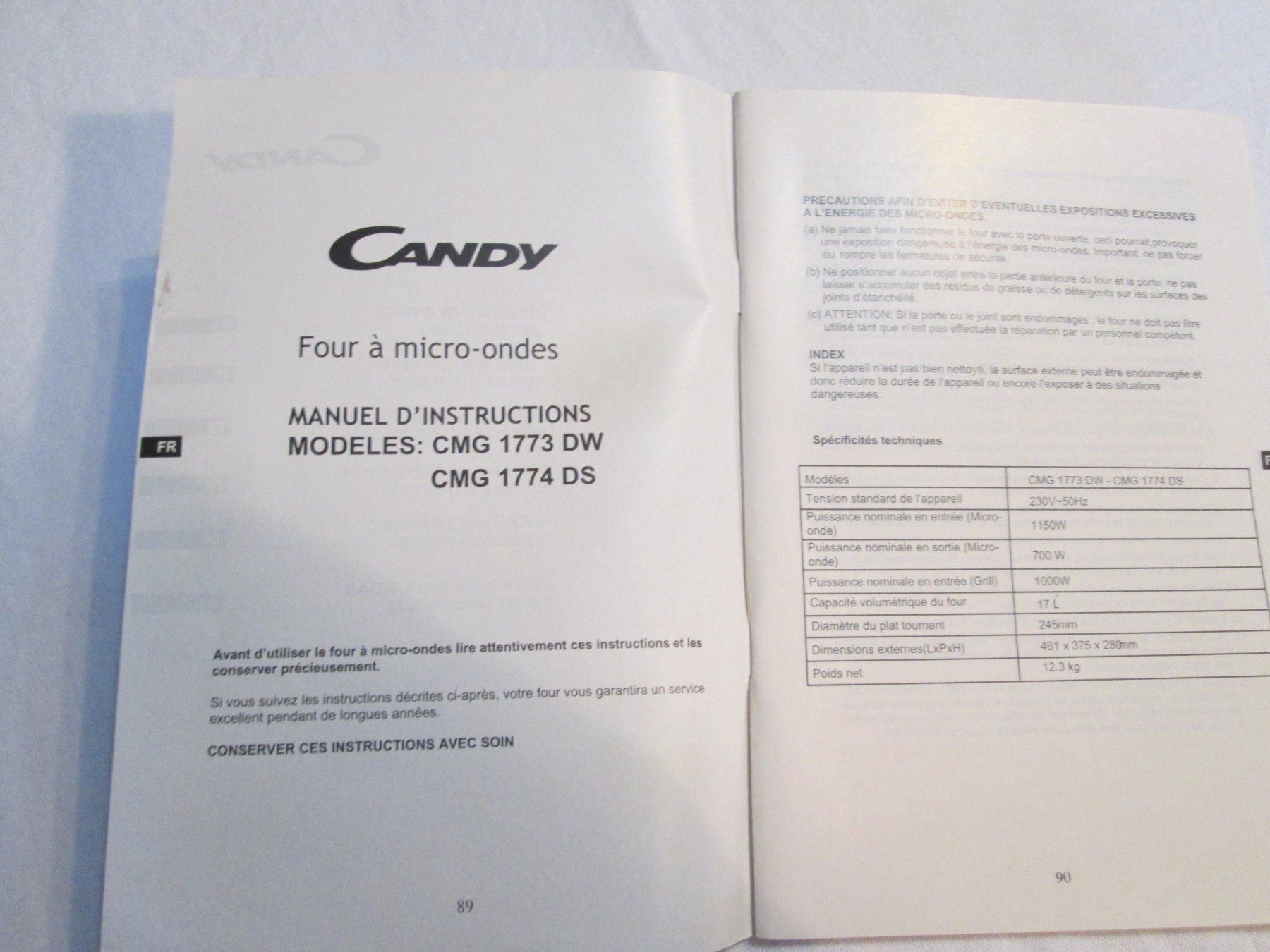 Komplettküchen: MODE D'EMPLOI CANDY FOUR À MICRO-ONDES – Gebraucht aus La Chaux-de-Fonds von Marteaux 1