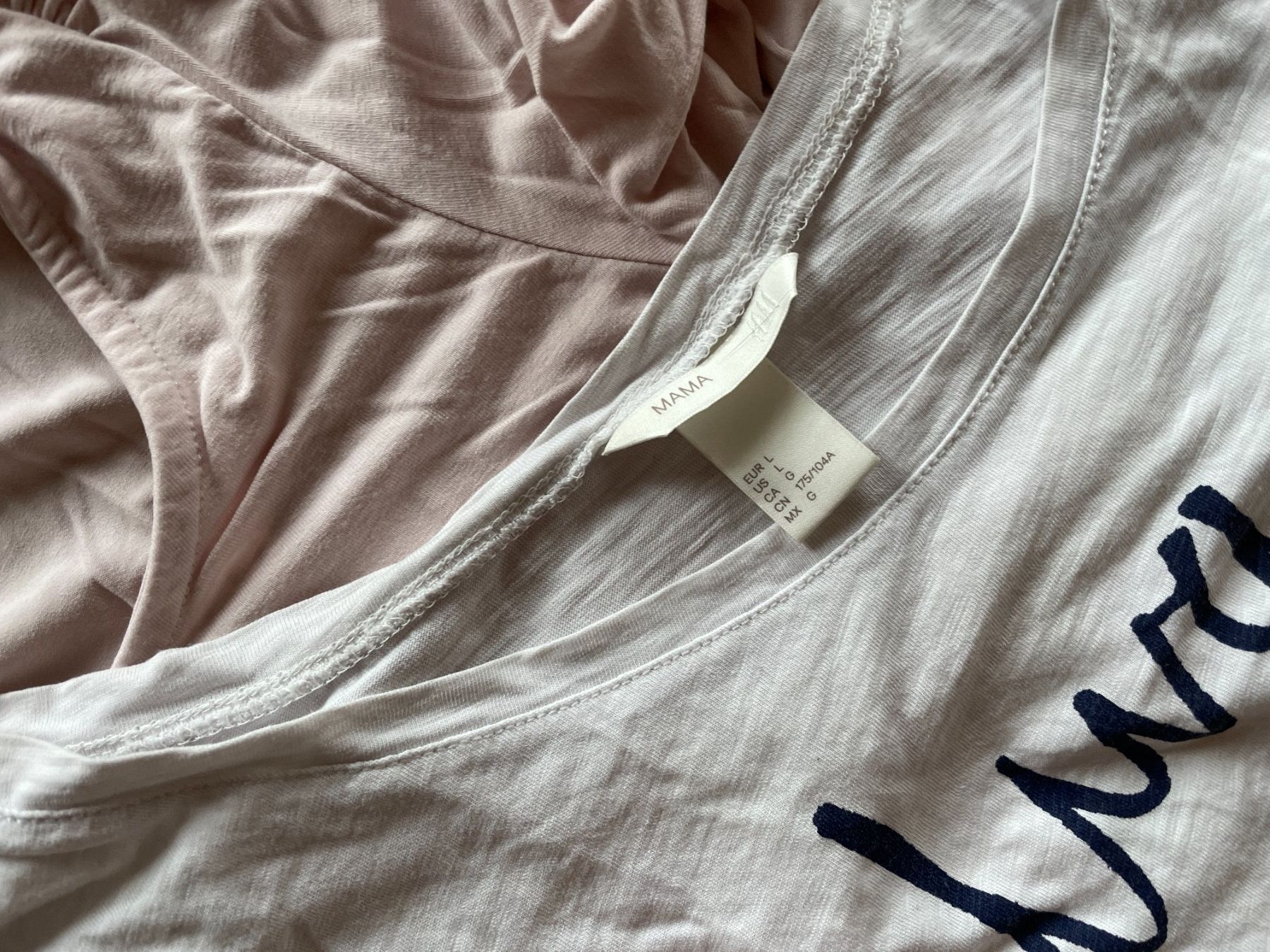 H&M Lotti di vestiti: 2 Umstandsshirts / Schwangerschaftsshirts L – Usato da Niedermuhlern venduto da ste_c5h9 1