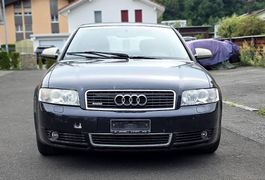 Audi A4 1.8t quattro Limo