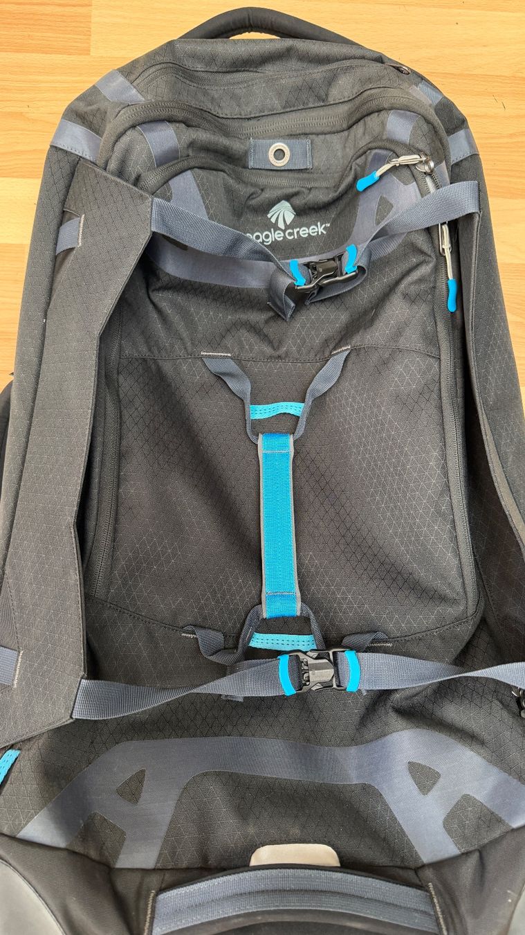 Valigie: Reisekoffer Eagle Creek Gear Warrior 32 Schwarz – Usato da Thun venduto da BanjoDan 2