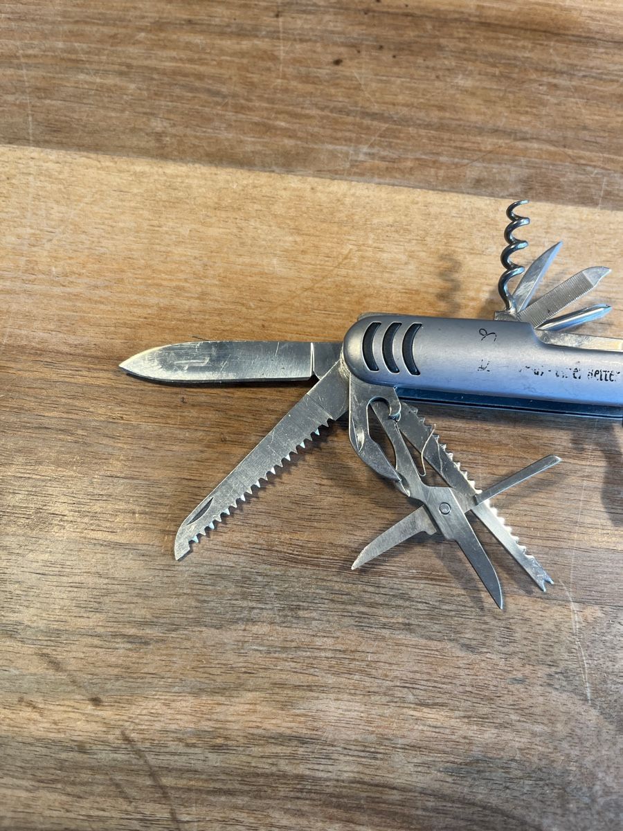 Couteaux de poche: Taschenmesser – D'occasion à Würenlos par jam_mv8g 5