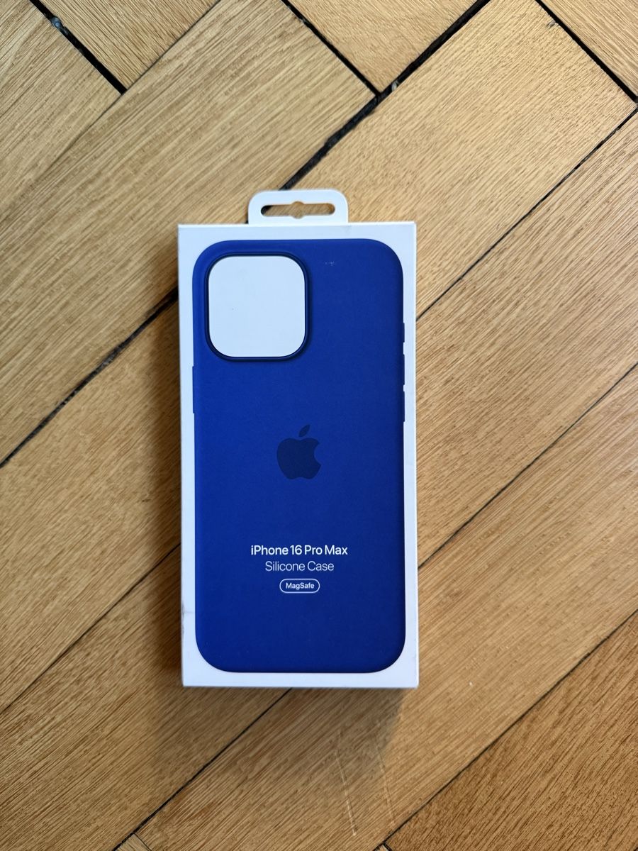 Apple Cover & Protezioni schermo: Apple iPhone 16 Pro Max Hülle – Nuovo e nell'imballaggio originale da Zürich venduto da weberjoel