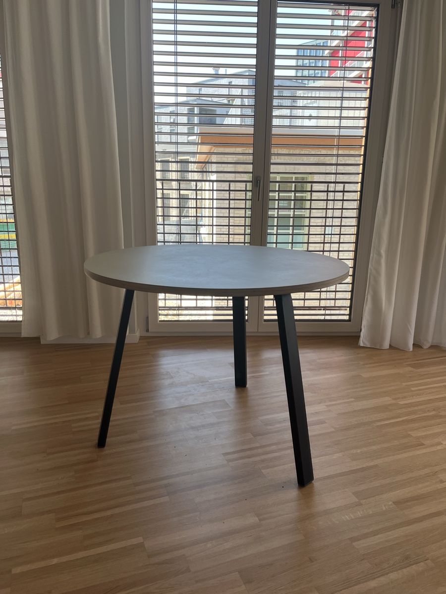 Tavoli: FAUST Linoleum Tisch rund – 100cm Durchmesser – Usato da Aarau venduto da Riegel 1