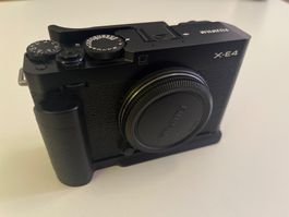 Fuji XE4 black inkl. Kit-Lense & Zubehör