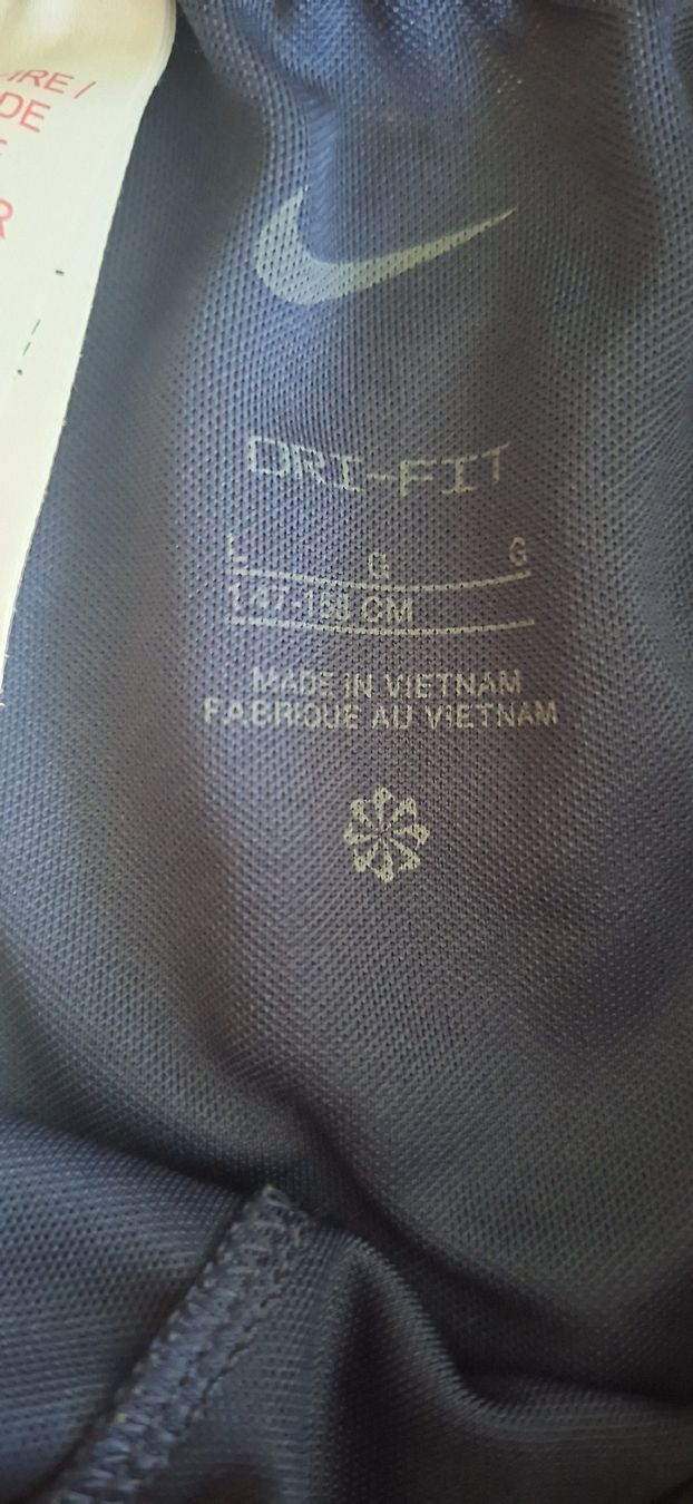 Hosen: Nike Fussballhose – Gebraucht aus Zürich von Kugellipo 1