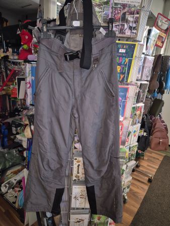 Skihose grau mit Latzträgern Grösse 152 gebraucht B
