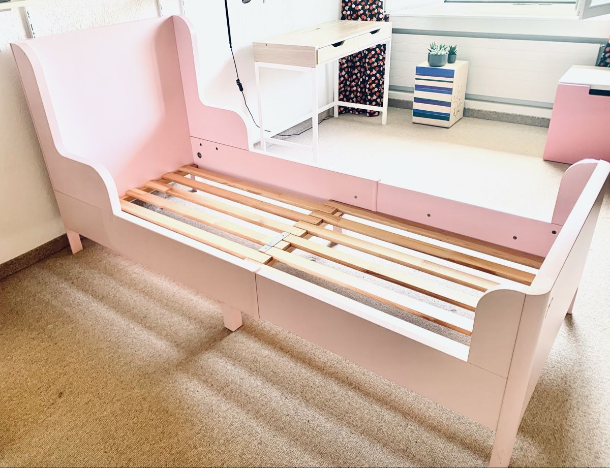 Letti: Hell Rosa Kinderbett BUSUNGE IKEA – Usato da Gais venduto da mar_r8x7