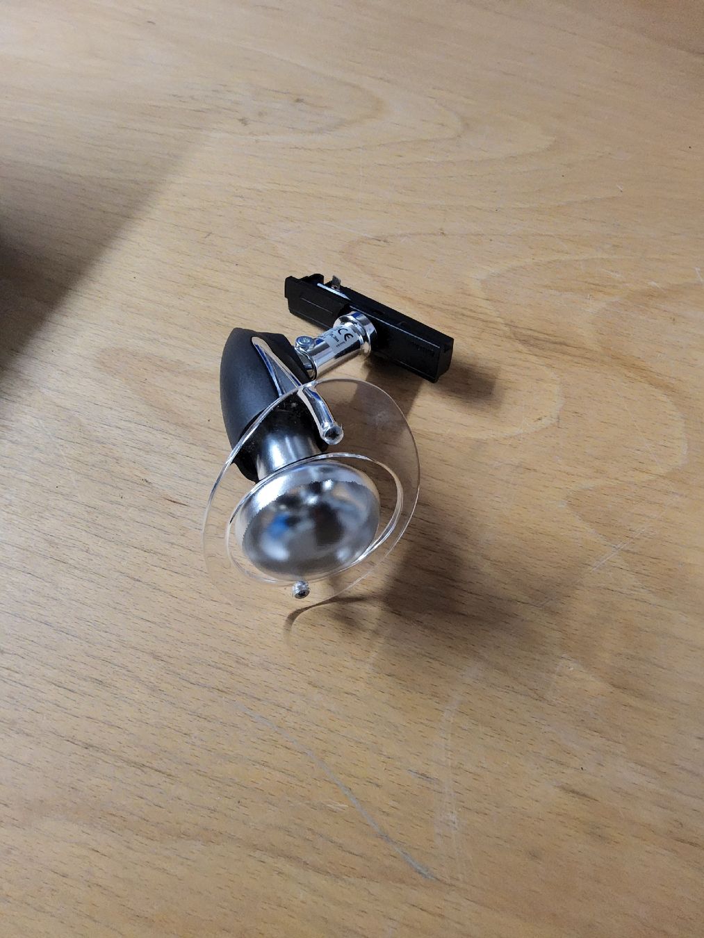 Lustres & lampes de plafonds: Spot – Neuf avec emballage d'origine à Langnau b. Reiden par anor