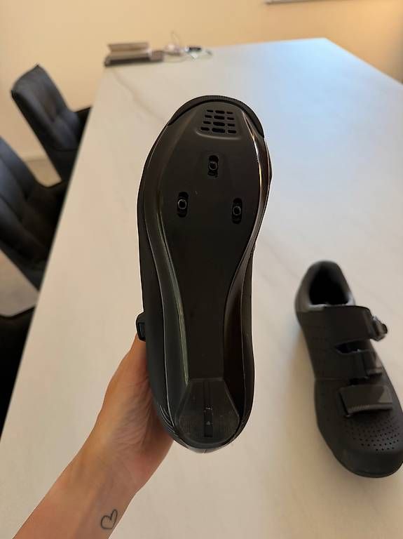 Scarpe da uomo: Shimano RP3 - taille 40 – Usato da Semsales venduto da debo_rothen 1