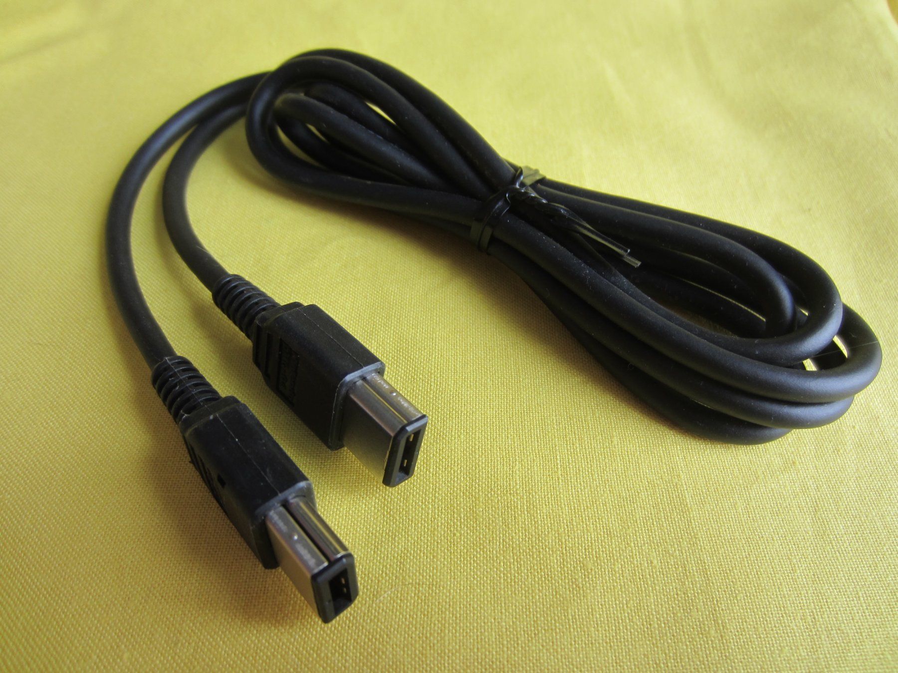 Nintendo Console: NINTENDO Kabel Fabrikneu – Nuovo (secondo la descrizione) da Sursee venduto da Tschiger