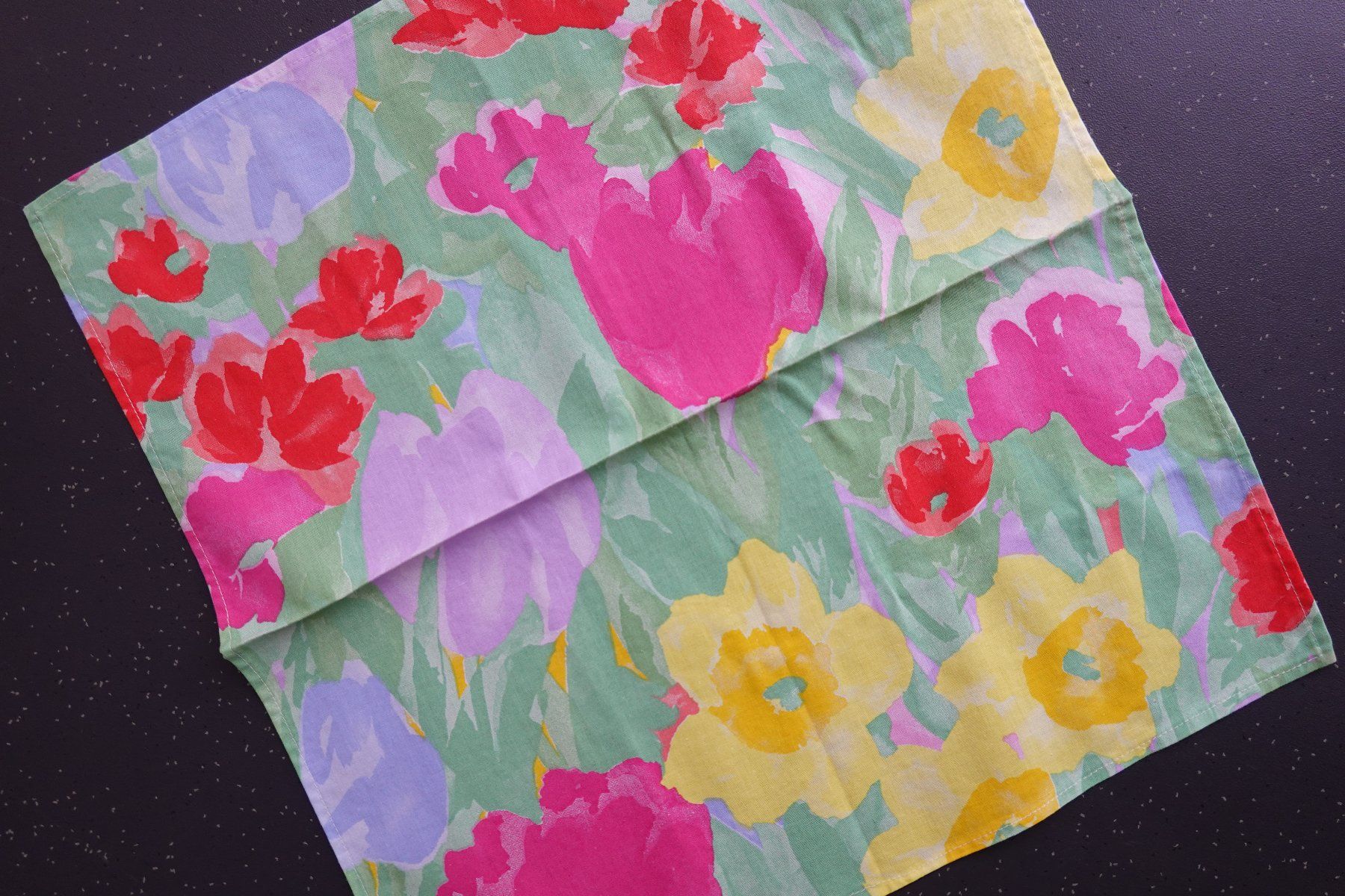 Tovaglioli: Tischset Serviette Stoff bunt NEU Tulpen Osterglocken – Nuovo (secondo la descrizione) da Jona venduto da simongarden 1