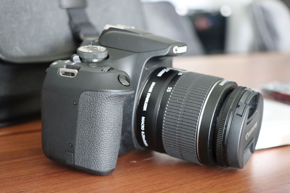 Canon EOS 2000D Kit, 18-55mm (Gebraucht) in Buchrain für CHF 250 – mit ...
