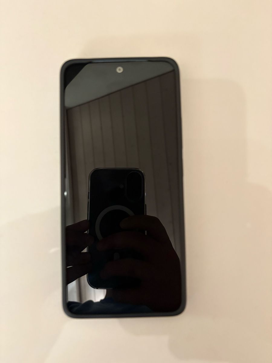 Xiaomi Telefoni cellulari / Smartphones: Redmi Note 13 Smartphone 128GB guter Zustand – Usato da Bünzen venduto da Matom23 2