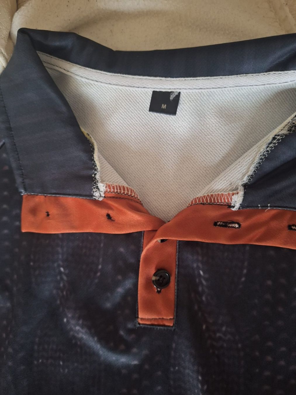Maglioni & Felpe: Schöner Pullover"M" (NEU) – Usato da Embrach venduto da Alian1 1