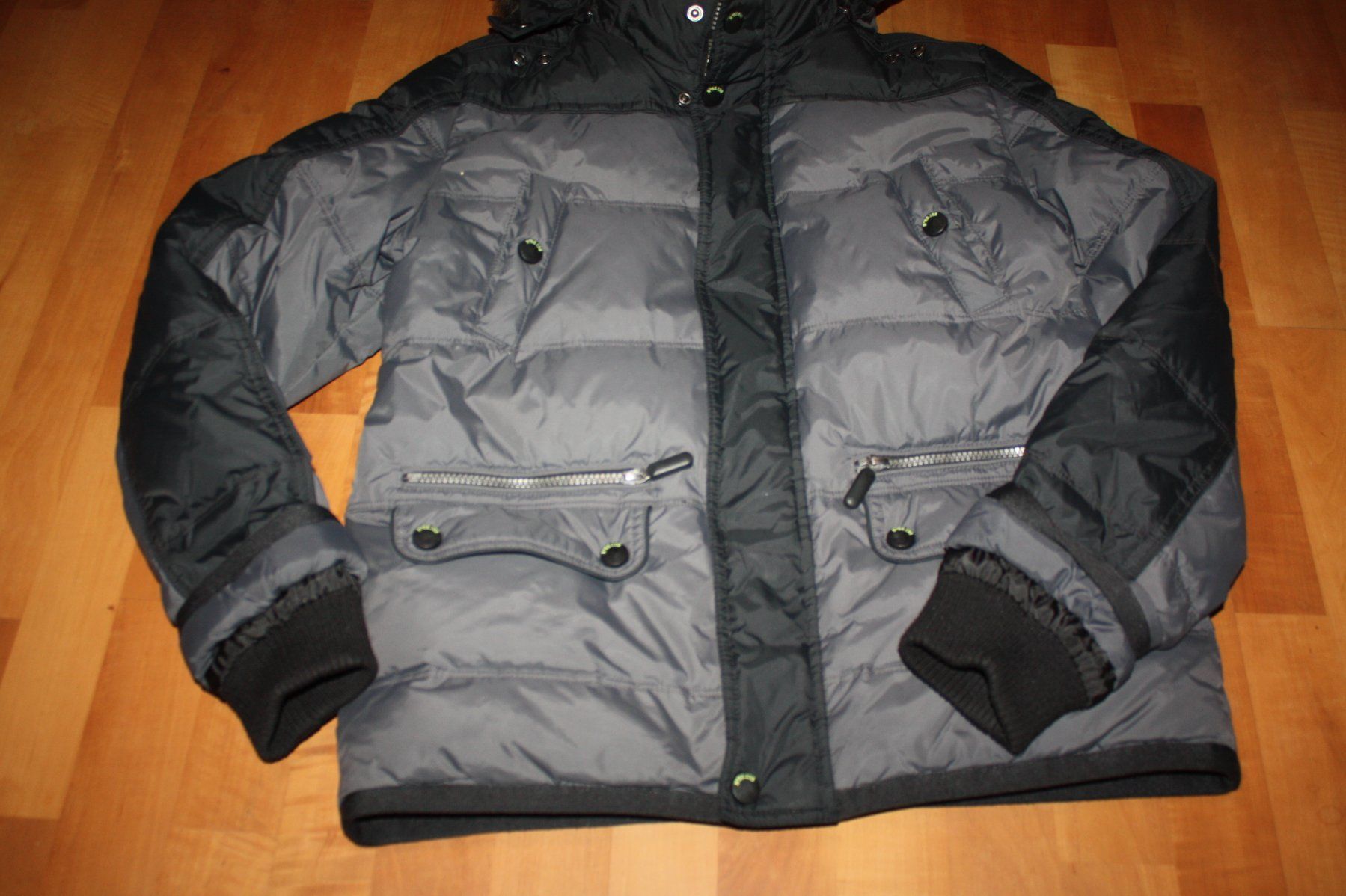 H&M Giacche & Cappotti: Junge Jacke – Usato da Effretikon venduto da Freedom2025 3