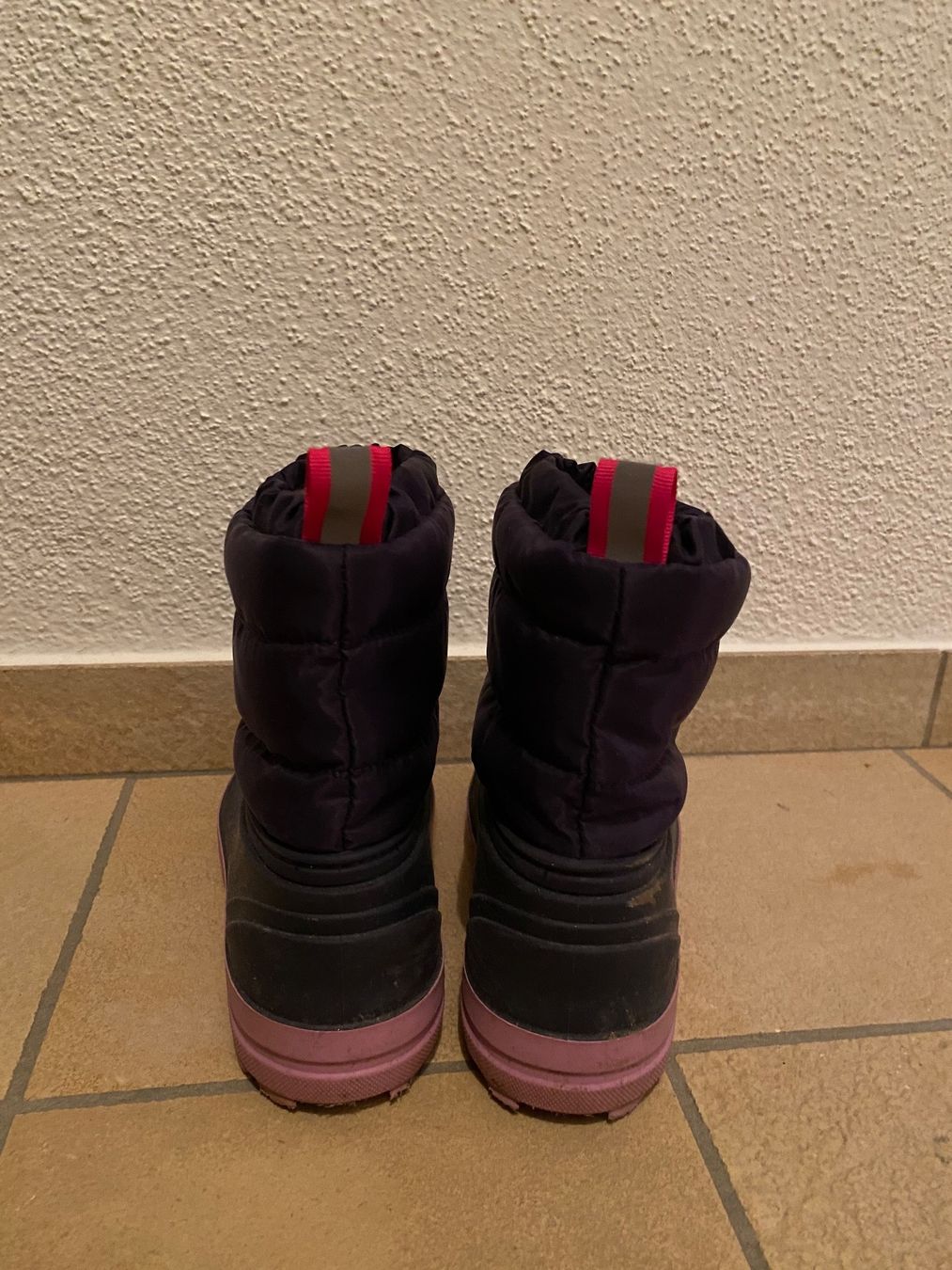 Scarpe per ragazze: Gummistiefel mit Futter / EUR 31 – Nuovo (secondo la descrizione) da Kleinandelfingen venduto da lau_10 2