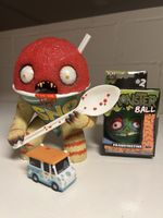 Designer vinyl Monster Figur und Ball not Funko not Madballs