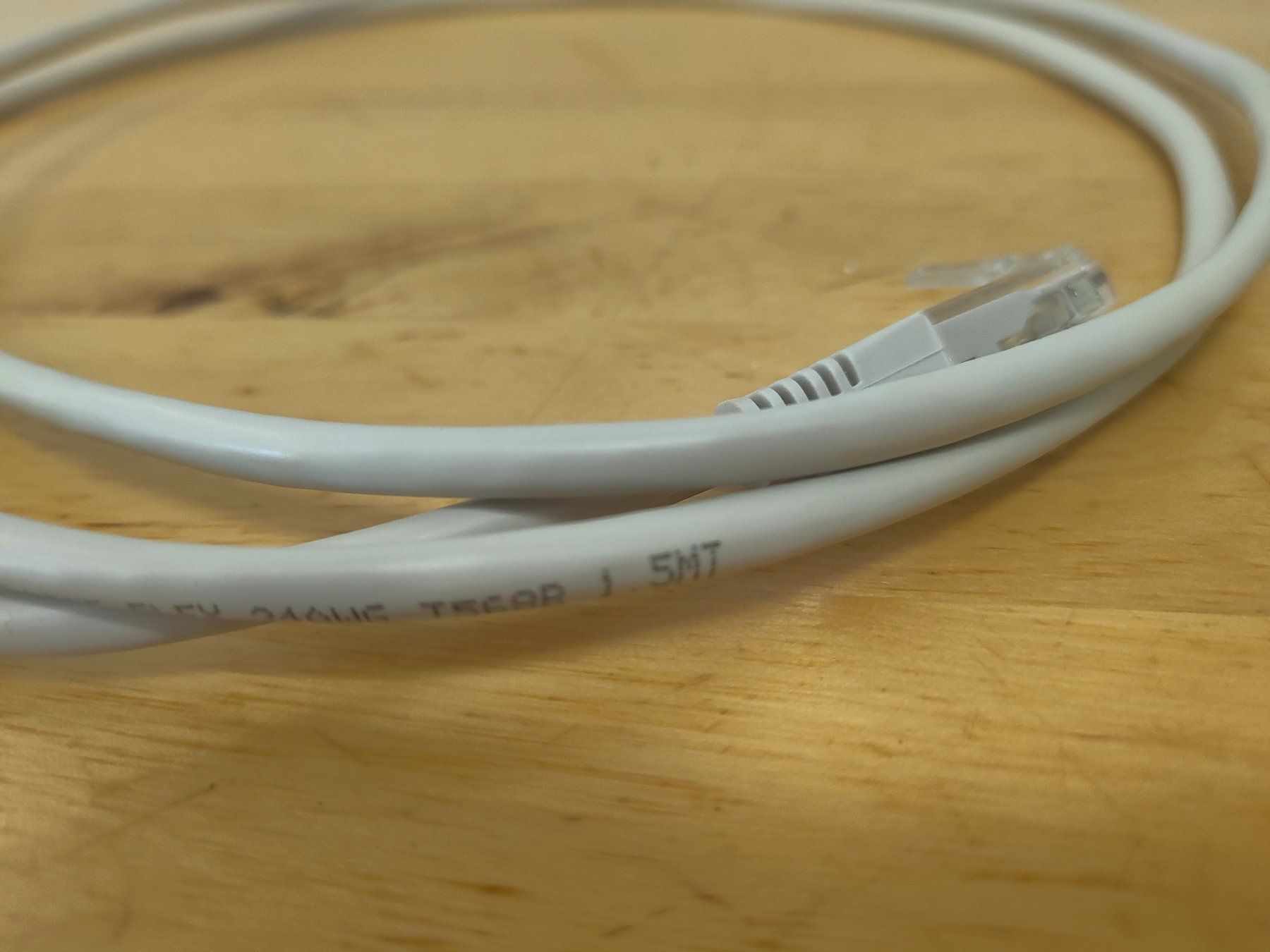 Cavi: Ethernet RJ45 Patch Kabel CAT 5e 1.5m – Usato da Emmenbrücke venduto da BlSi 3