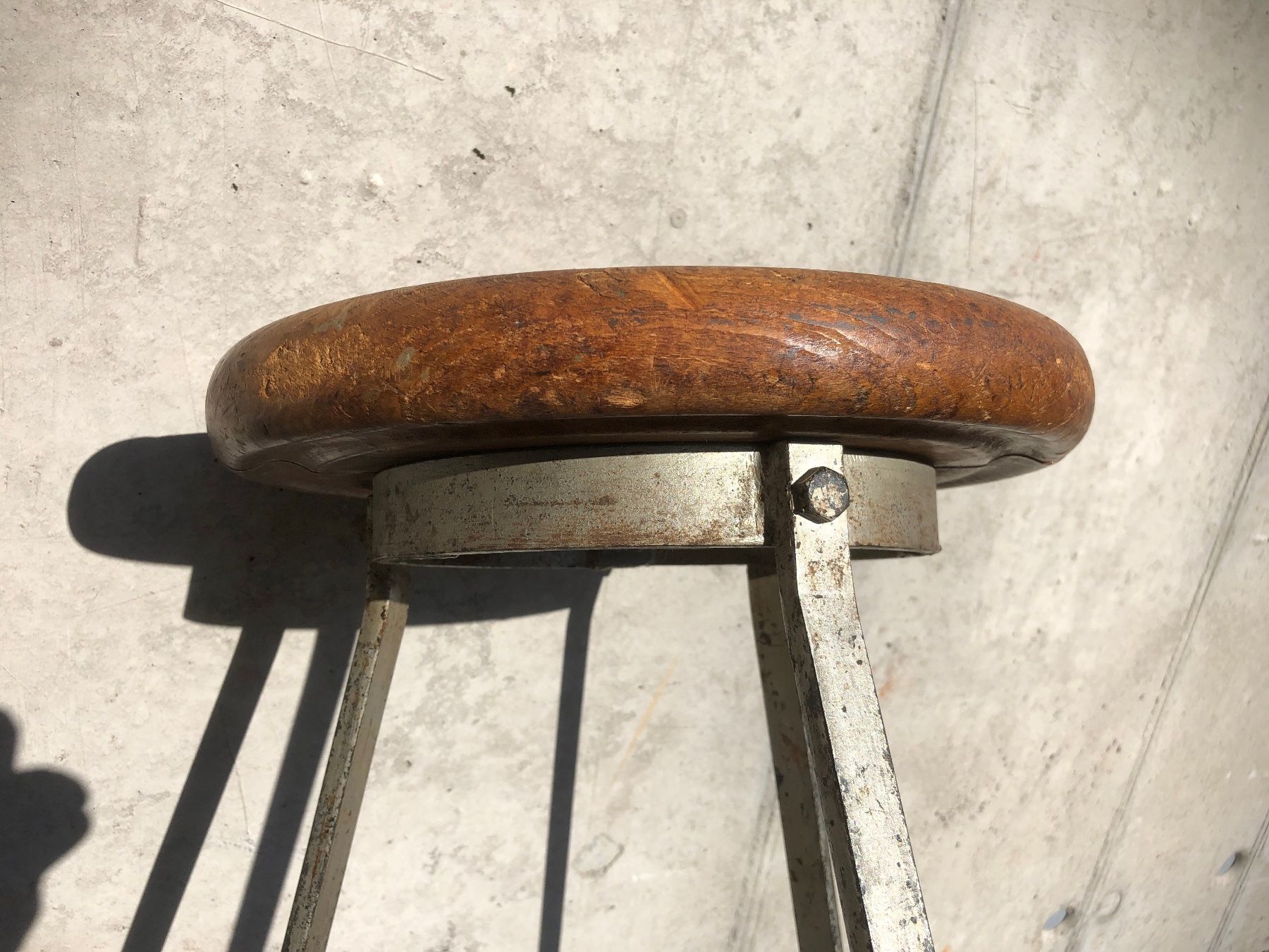 Sgabelli: Bar-Hocker Industrial Design, Original, hoher Hocker – Usato da Laufenburg venduto da industrial-silence 1