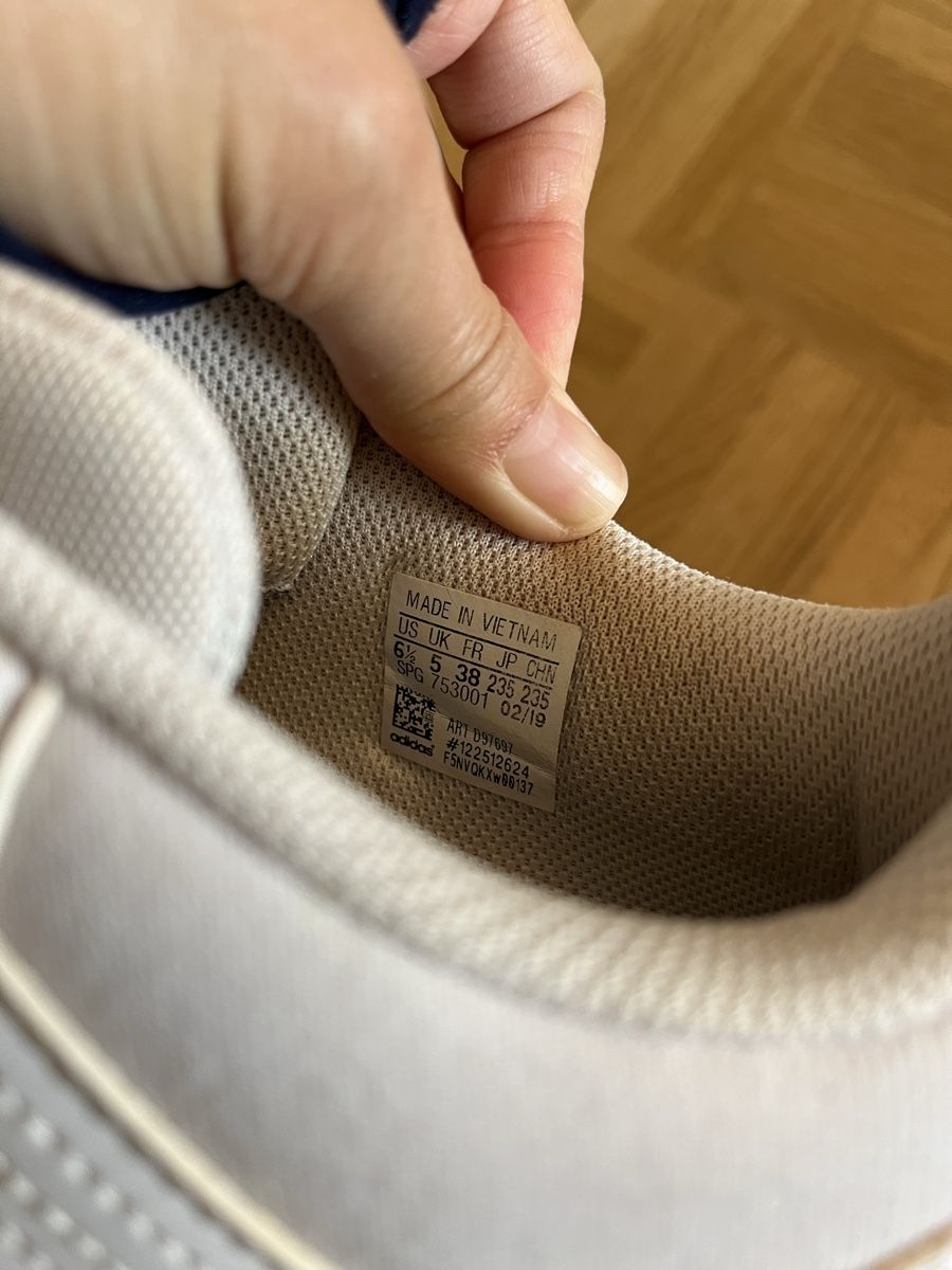 Adidas Scarpe da donna: Adidas tennis shoes – Nuovo (secondo la descrizione) da Thalwil venduto da zen_hpz5 4
