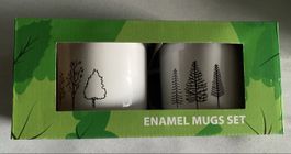 Enamel Mugs Set mit Baumdesign neu