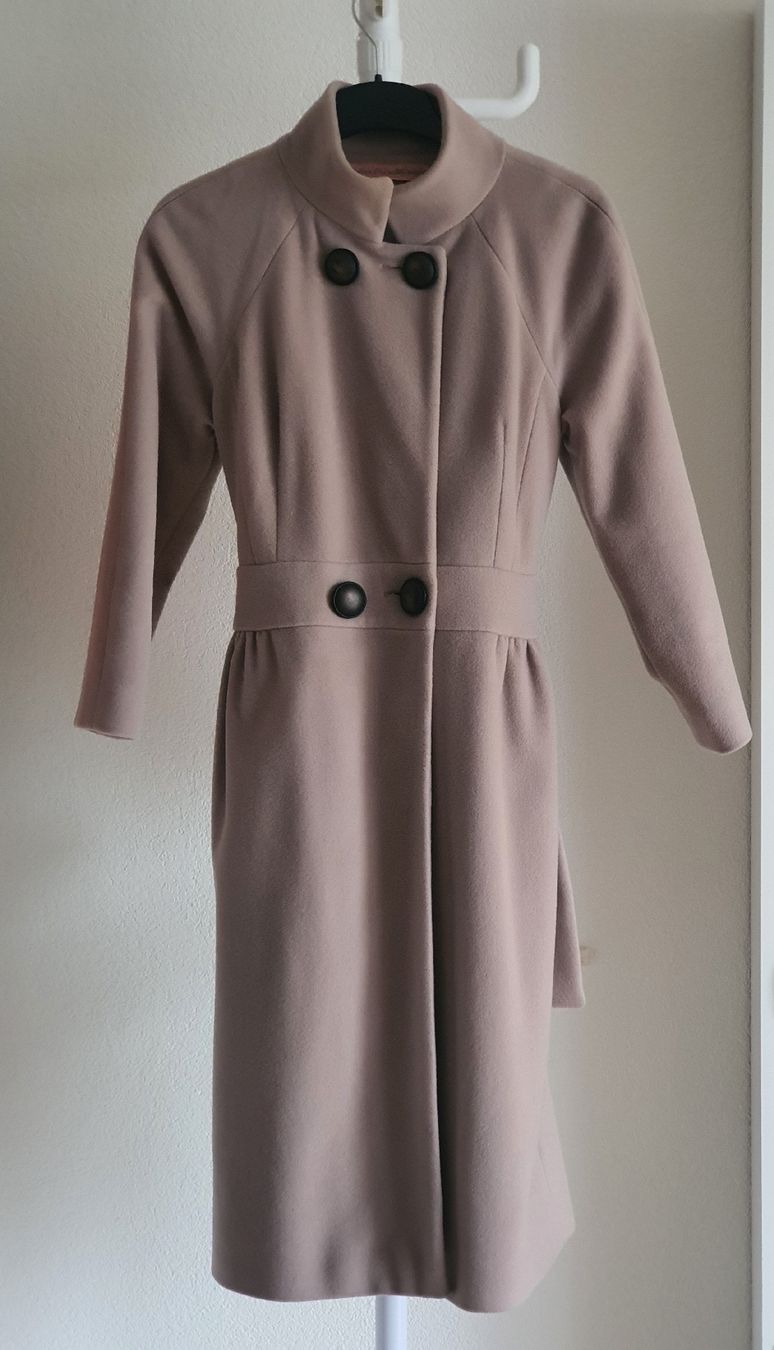 Cappotti: Eleganter Mantel, Grösse S-M, Beige – Usato da Wettswil venduto da myklt 6
