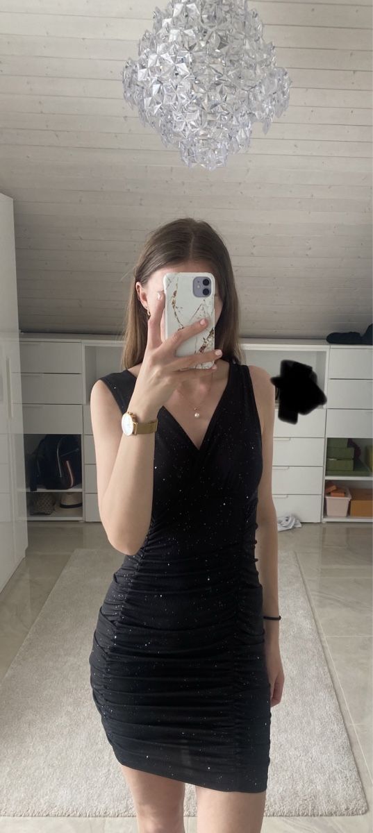 Shein Vestiti: Kleid mit Glitzer von Shein (Gr. S) – Nuovo (secondo la descrizione) da Merenschwand venduto da R-R-R