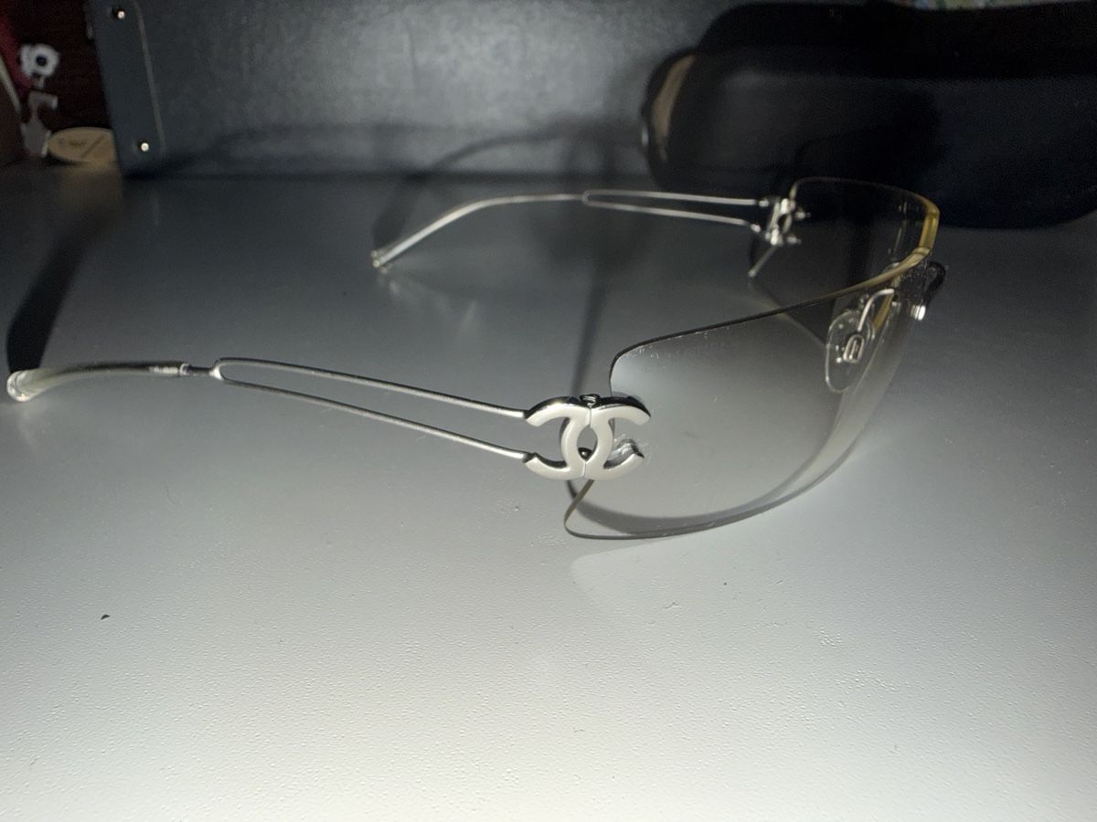 Chanel Occhiali & Lenti: Lunettes de soleil Chanel – Usato da Grand-Lancy venduto da joa_c8sn 2