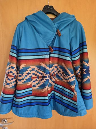 Yellowstone Southwestern Hooded Jacket – size M