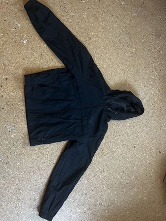 Windjacke schwarz Gr. 170