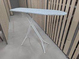 Bügelbrett / Ironing board