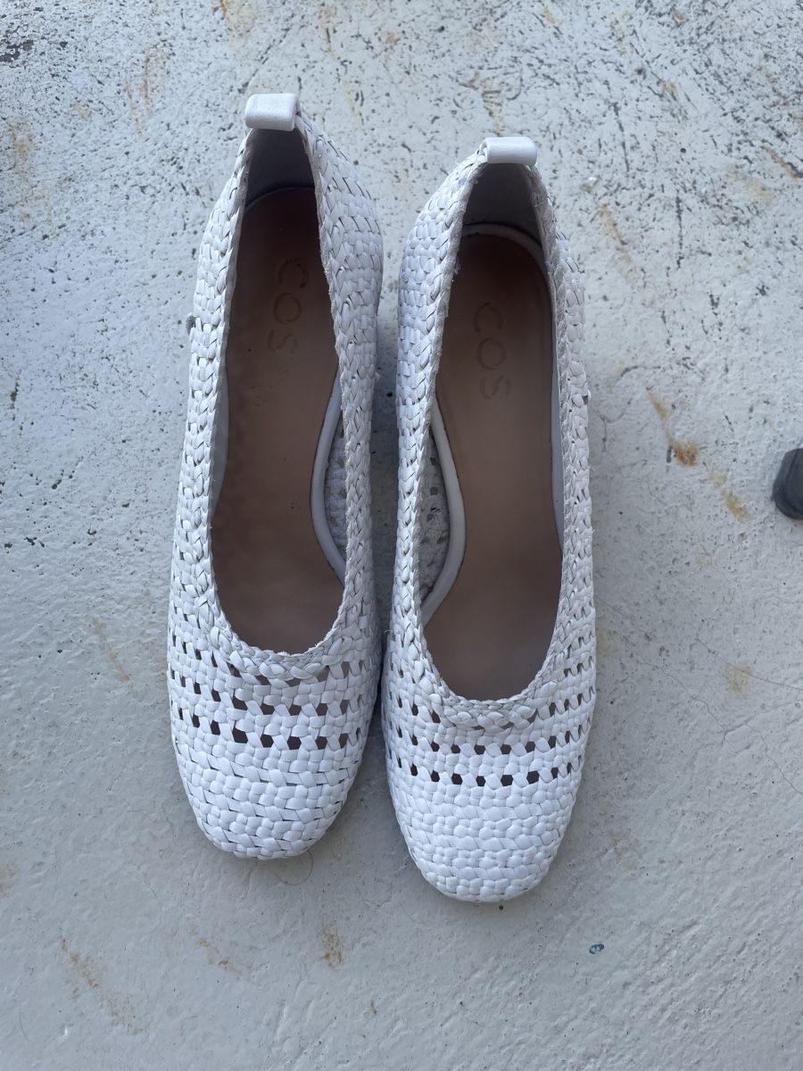 Cos Scarpe da donna: COS Leder Pumps – Usato da Zürich venduto da naan 1