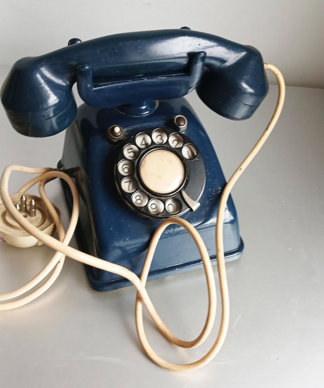 Telefoni: Vecchio telefono in metallo – Usato da Lugano venduto da Maurizio_Collector