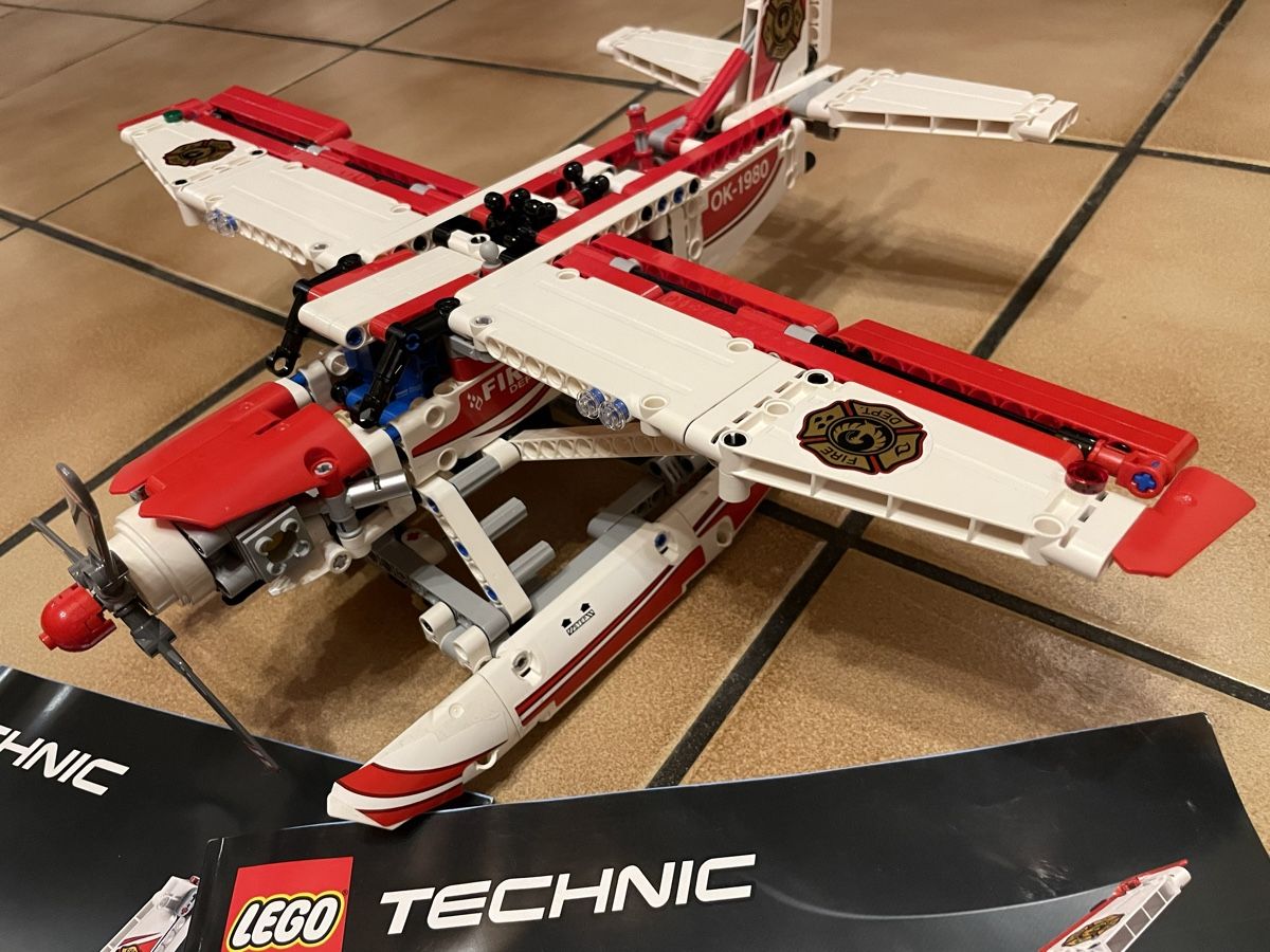 Lego Kit di costruzioni: Avion LEGO Technic 42040 – Usato da Oron-la-Ville venduto da W.XIX 3