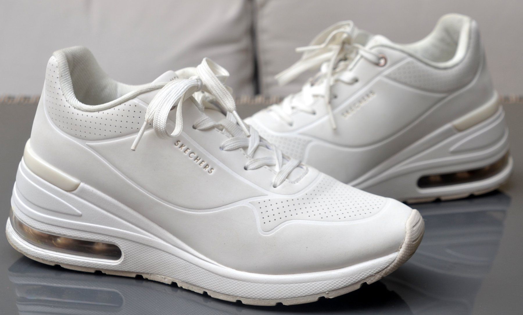 Skechers Scarpe da donna: Snakers Skechers Million Air-Elevated .39 – Usato da Collonges venduto da arashee