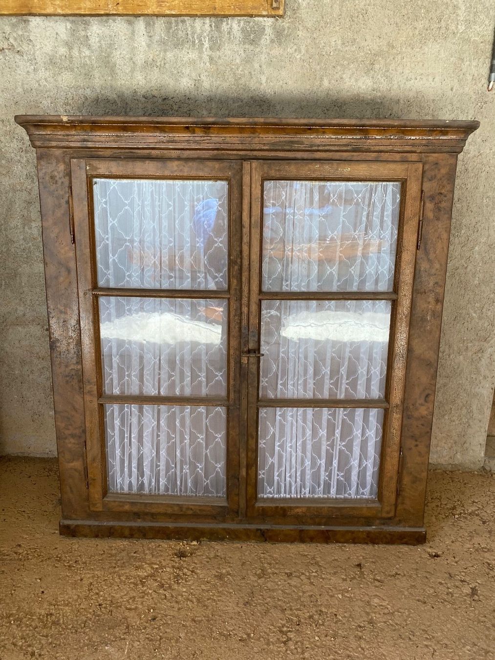 Vetrine: Vitrine mit Glastüren – Usato da Herznach venduto da babino