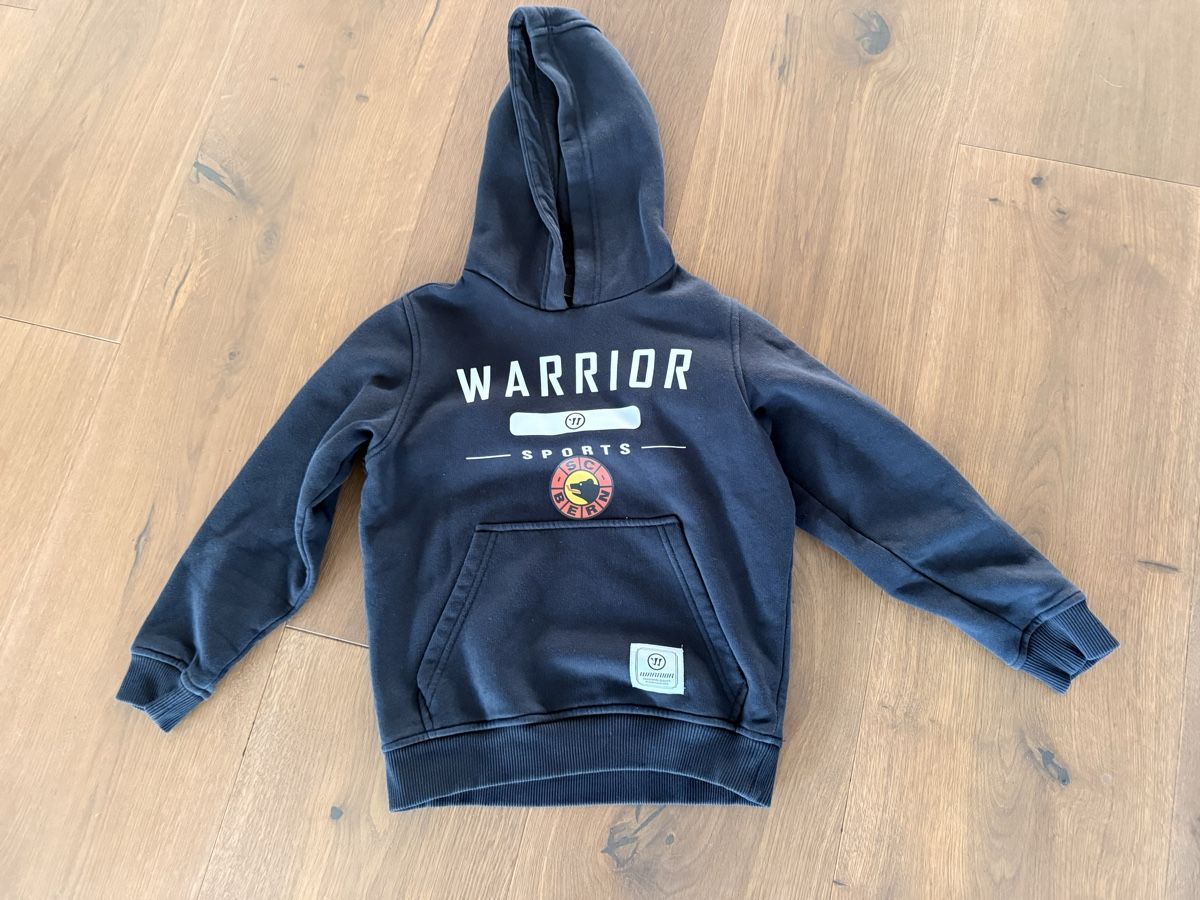 Maglioni & Felpe: SCB Pullover mit Kapuze gr 128/134 – Usato da Kirchdorf BE venduto da omegatoc