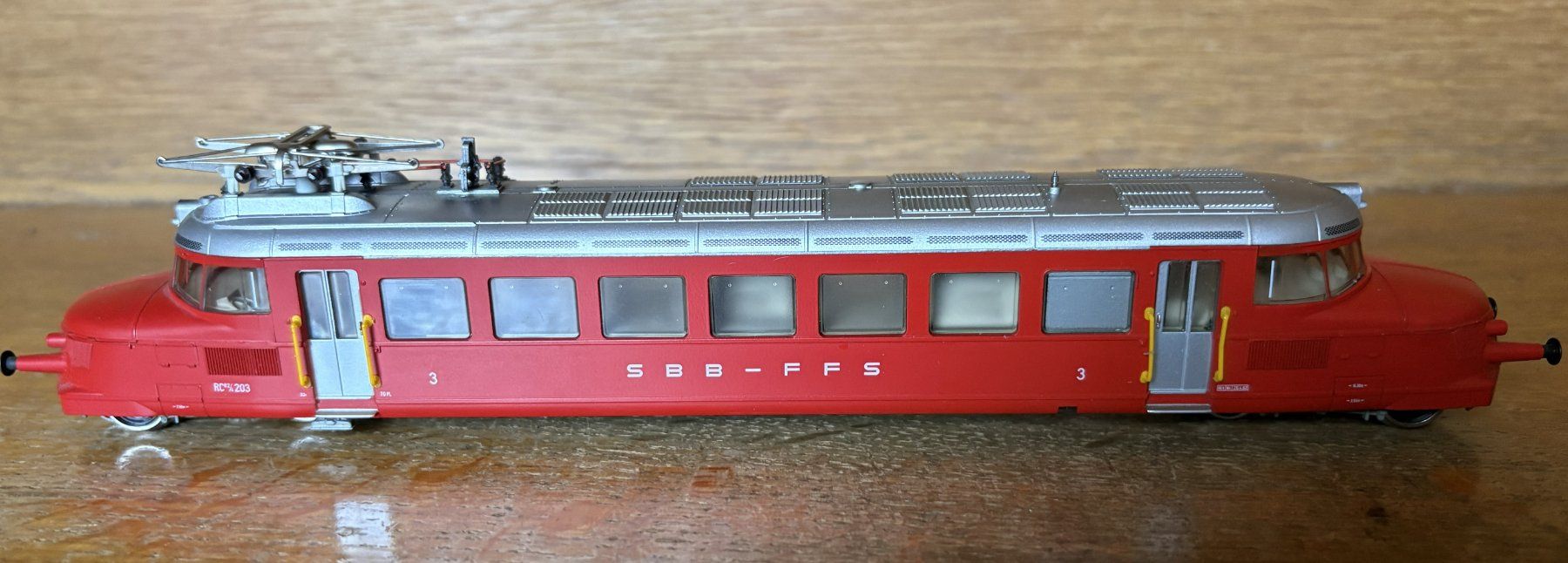 Märklin Modellini di ferrovie: Märklin H0 3125 SBB Roter Pfeil – Usato da Volketswil venduto da zwitsch33 2