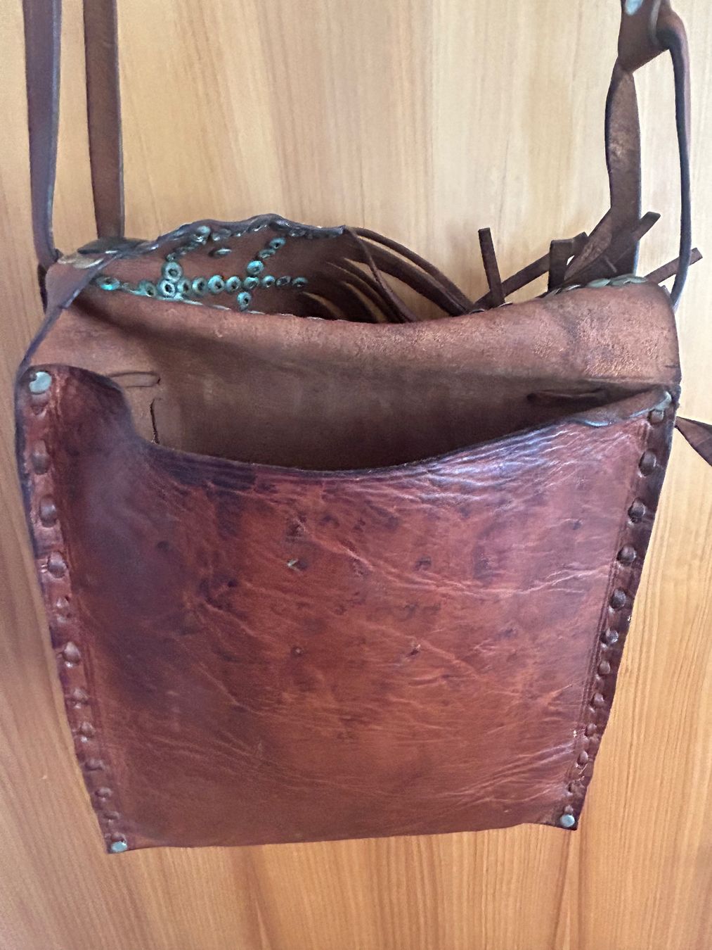 Taschen: Umhängetasche Leder Fransen Nieten Boho – Gebraucht aus chur von corazon710 3