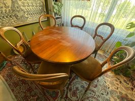 Esstisch mit 6 Stühlen Nussbaum Biedermeier