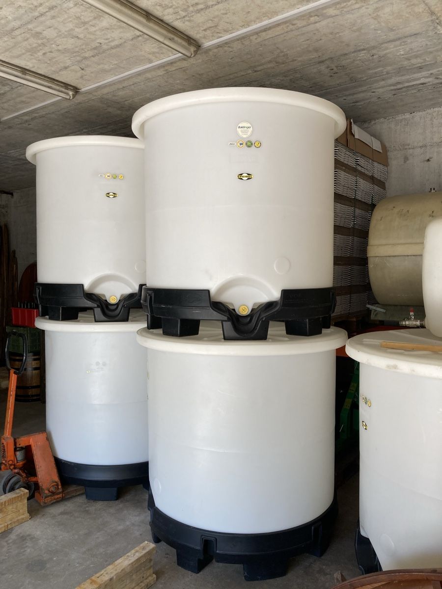 Contenitori & Simili: PE Maischenbehälter – Usato da Ligerz venduto da chasselas10 1