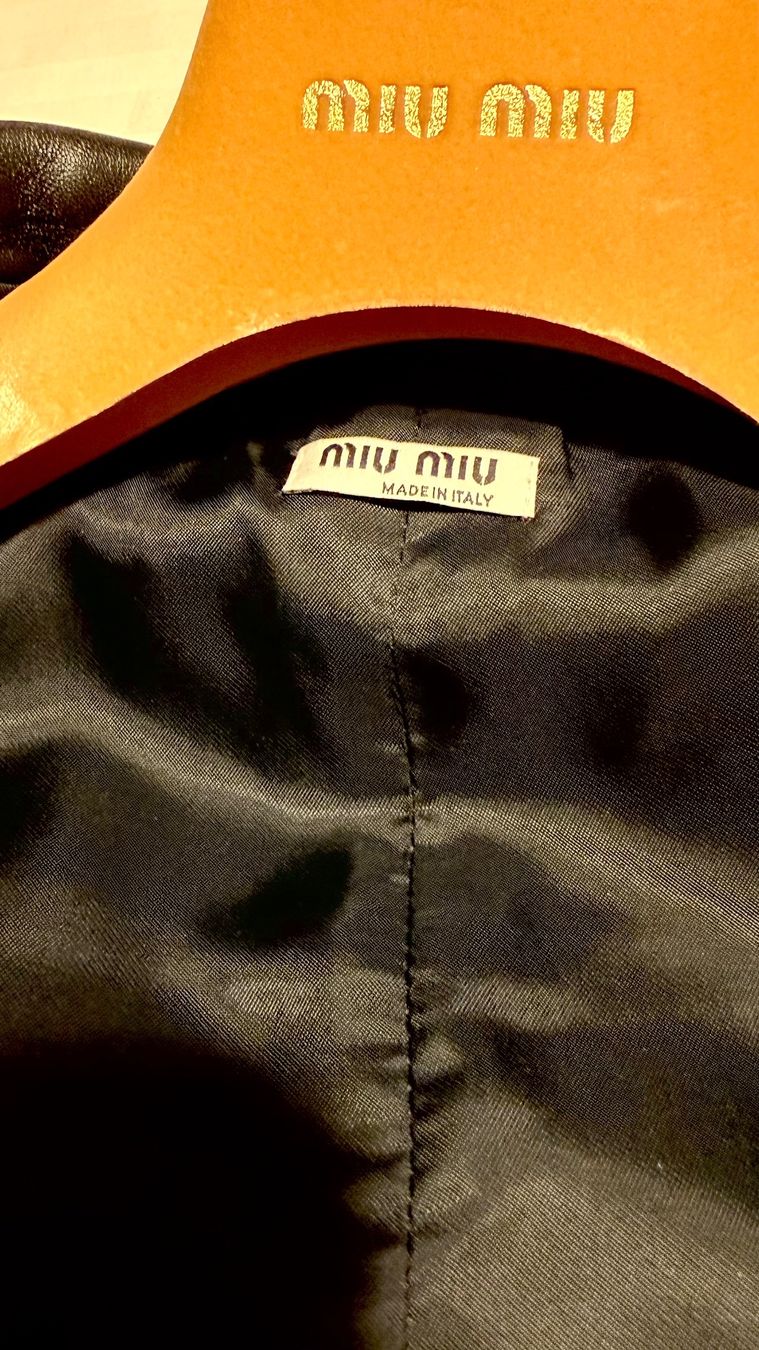 Miu Miu Jacken: Miu Miu leather jacket – Gebraucht aus Adliswil von Mariia_18 9