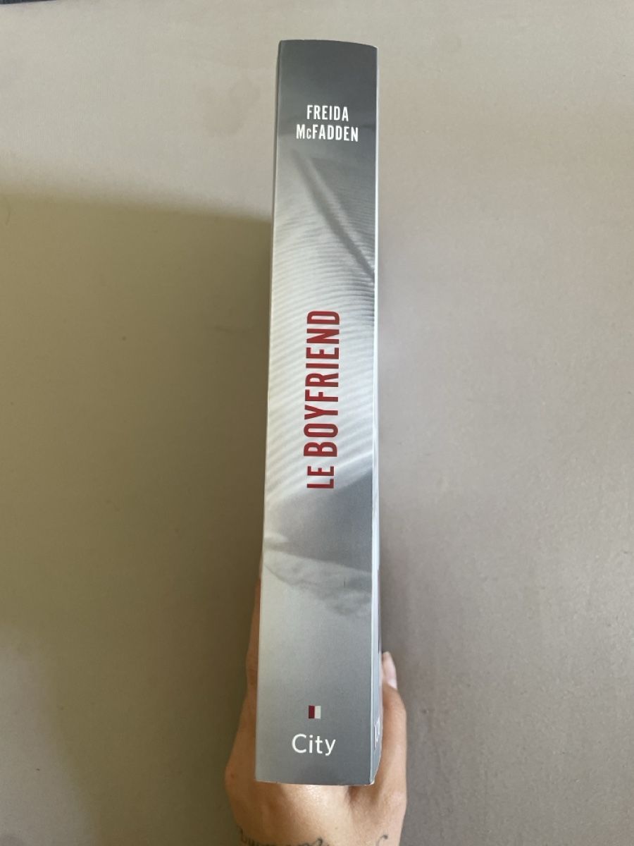 Libri: Le boyfriend  – Nuovo e nell'imballaggio originale da Genève venduto da san_dlr5 2
